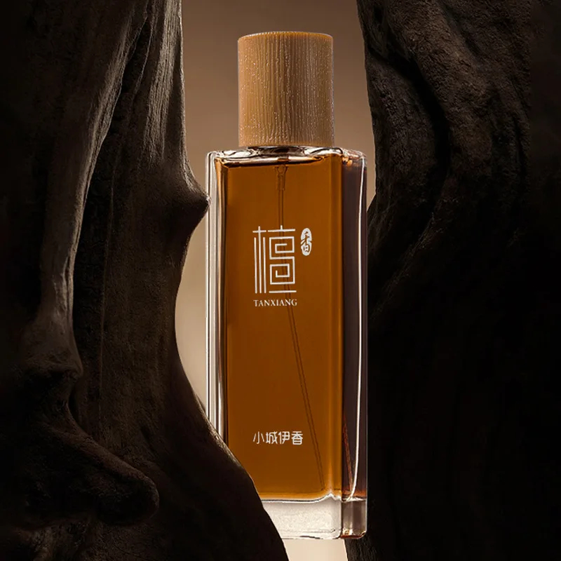 Eau de Toilette de Sándalo de  - You Perfume Fragrance reseña y precio